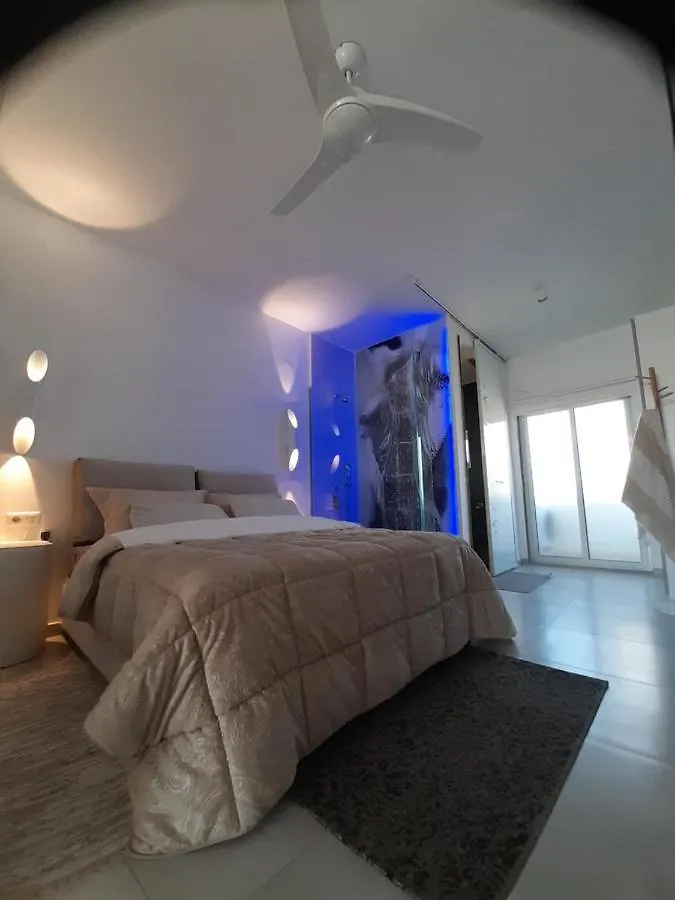 Art Suite 7 Thessaloniki Apartment