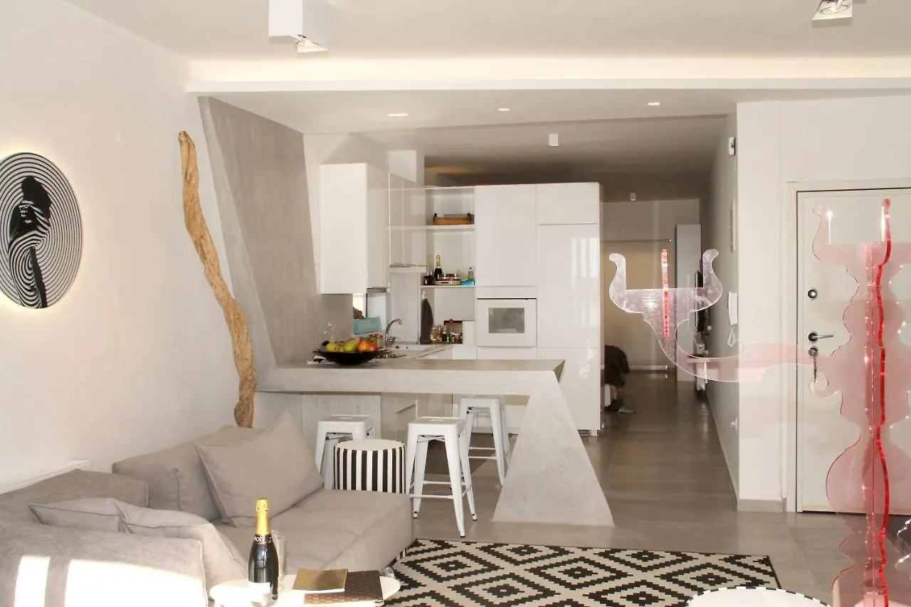 Art Suite 7 Thessaloniki Apartment